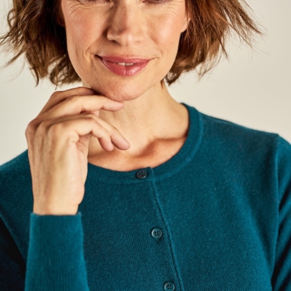 woolovers cropped cardigan